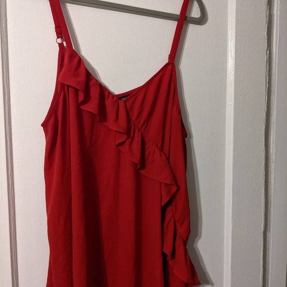 Lipstick Red Top with Ruffle Torrid 2 - Picture 4 of 4